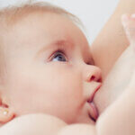 母乳哺育指南：泌乳時機、母乳優點及哺乳注意事項及常見問題總整理